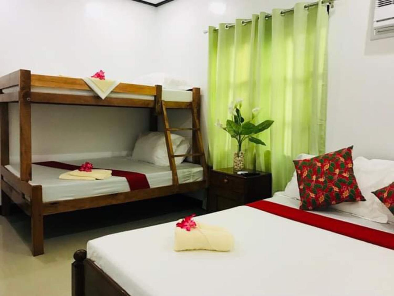 A&J Pension Puerto Princesa Екстер'єр фото