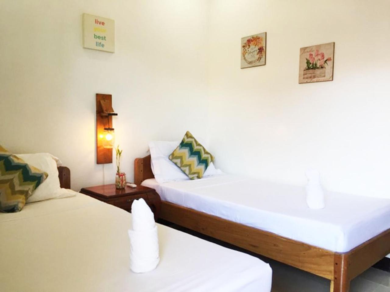 A&J Pension Puerto Princesa Екстер'єр фото
