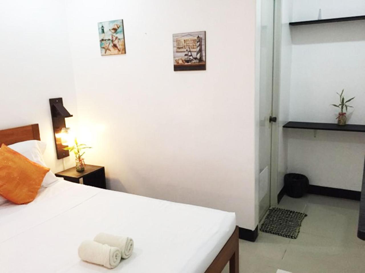 A&J Pension Puerto Princesa Екстер'єр фото